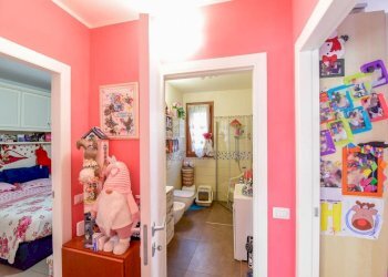 Disimpegno - Trilocale via Campora, 5, frazione Osigo, Valbrona - foto 8