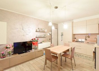 Salone - Bilocale via Vincenzo Gioberti, 8, Cantù - foto 2