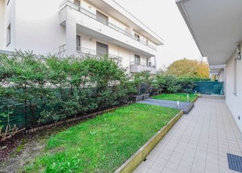 Giardino - Bilocale via Vincenzo Gioberti, 8, Cantù - foto 9