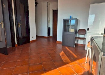 Salone - Bilocale via Beppe Fenoglio, Cuneo (zona Donatello) - foto 8