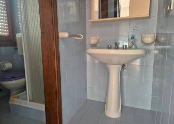 Bagno - Bilocale via Beppe Fenoglio, Cuneo (zona Donatello) - foto 11