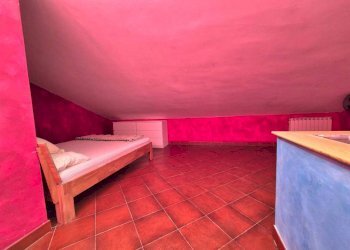 Camera da letto - Bilocale via Beppe Fenoglio, Cuneo (zona Donatello) - foto 20