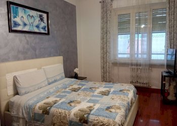 camera da letto - Three-room apartment via Genova, 52, Torino (neighborhood Lingotto) - photo 6