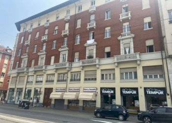 img_2191 - Appartamento via Nizza, 57, Torino (zona San Salvario) - foto 1