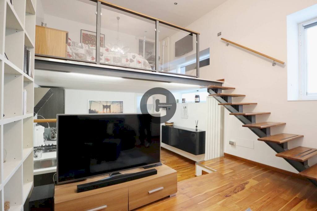 Salone - Loft corso Enrico De Nicola, 58, Torino (zona Crocetta) - foto 3