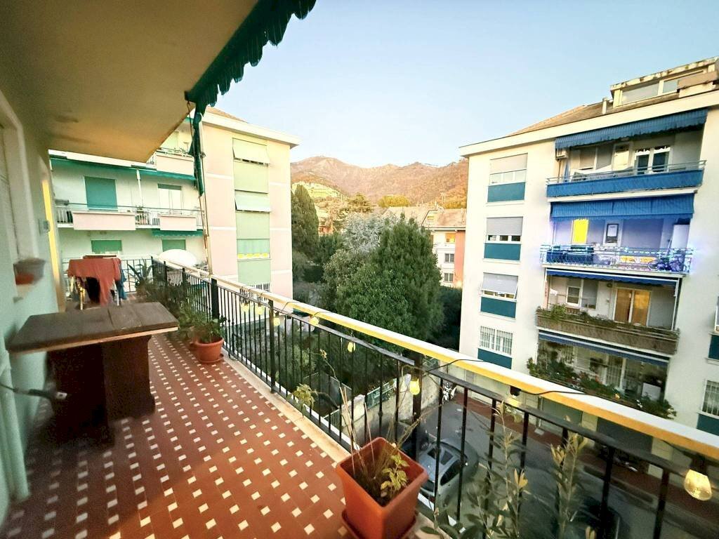 Balcone - Trilocale via Nicola Fabrizi, 20, Genova (zona Quarto) - foto 1