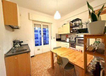 Cucina - Trilocale via Nicola Fabrizi, 20, Genova (zona Quarto) - foto 8
