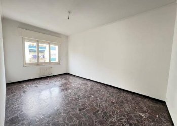 Salone - Three-room apartment via Nicola Fabrizi, 20, Genova (neighborhood Quarto) - photo 4