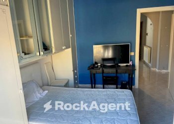 Camera da letto - Quadrilocale via Montemarano, 68, Roma - foto 20