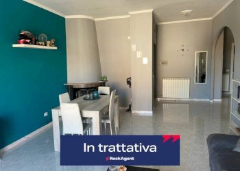 Salone - Quadrilocale via Montemarano, 68, Roma - foto 1