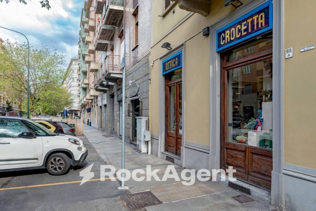 Shop corso Alcide De Gasperi, 65, Torino (neighborhood Crocetta) - photo 3