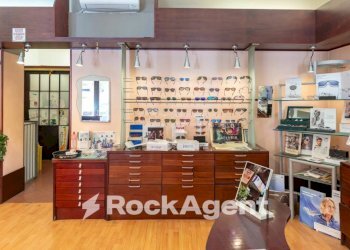 Shop corso Alcide De Gasperi, 65, Torino (neighborhood Crocetta) - photo 5