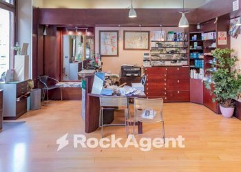 Shop corso Alcide De Gasperi, 65, Torino (neighborhood Crocetta) - photo 6