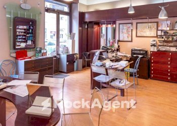 Shop corso Alcide De Gasperi, 65, Torino (neighborhood Crocetta) - photo 9