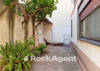 Cortile interno - Appartamento via Santa Barbara, 39, Catania - foto 32