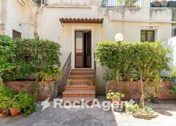 Giardino - Appartamento via Santa Barbara, 39, Catania - foto 38