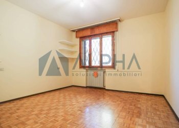 Camera da letto - Appartamento via Paradiso, Cesena - foto 10