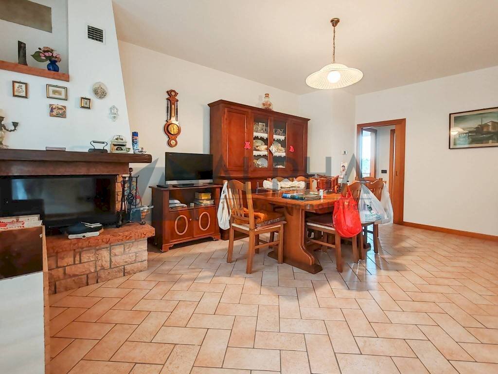 Salone - Trilocale strada Provinciale dell'Uso, Borghi - foto 1