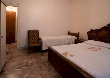 Camera da letto - Bilocale via Diego Simonetti, Roma (zona Lido di Ostia) - foto 20