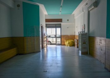 DSC_0170.JPG - Locale Commerciale Viale della Libertà 343, Messina - foto 11