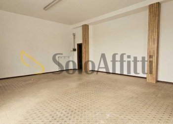 vano principale - Locale Commerciale Via per Bertinoro snc, Forlimpopoli - foto 1