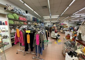 IMG_2835.JPG - Locale Commerciale Viale Sandro Pertini 1, Collecchio - foto 3