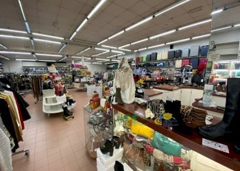 IMG_2837.JPG - Locale Commerciale Viale Sandro Pertini 1, Collecchio - foto 4