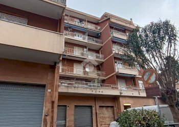 Appartamento Via Domenico Oliva, Genova (zona Sestri Ponente) - foto 3