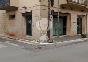 Locale Commerciale Via Giuseppe Mazzini, Balestrate - foto 3