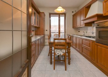 Trilocale piazza Chiaves, 10 
 Vanchiglietta, Torino (zona Vanchiglietta) - foto 8