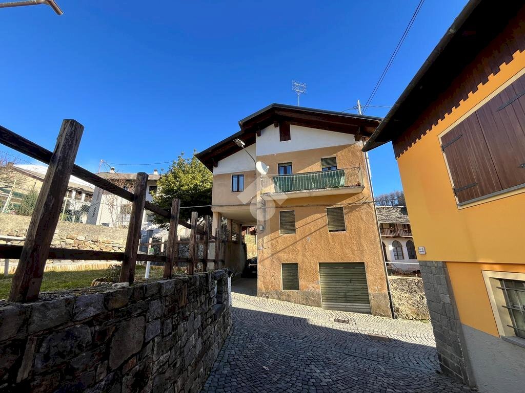 Casa indipendente Via G. Battista Trono, Brosso - foto 2