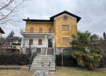 Casa indipendente Via Michelangelo Peroglio, Lanzo Torinese - foto 1