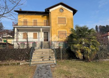 Casa indipendente Via Michelangelo Peroglio, Lanzo Torinese - foto 1