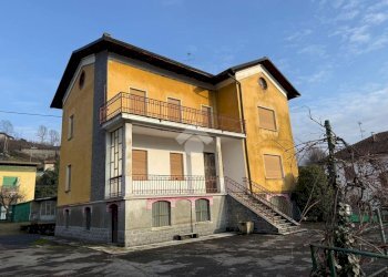 Casa indipendente Via Michelangelo Peroglio, Lanzo Torinese - foto 2