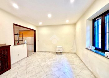 Casa semi indipendente Piazza ricetti, Oglianico - foto 3