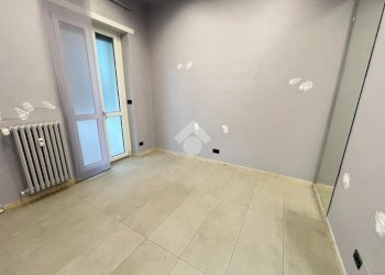 Quadrilocale Via Torino, San Francesco al Campo - foto 9