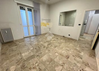 Quadrilocale Via Torino, San Francesco al Campo - foto 12