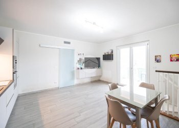 Quadrilocale Via Pordenone 87, Volvera - foto 4