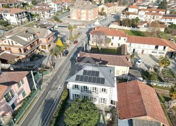 Villa Via Provinciale Revello, Envie - foto 10