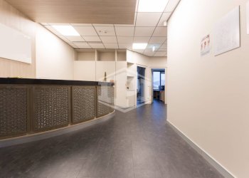 Office via de Marini, Genova (neighborhood Sampierdarena) - photo 11