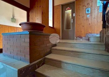 Two-room apartment Corso Lombardia, Torino (neighborhood Lucento) - photo 3