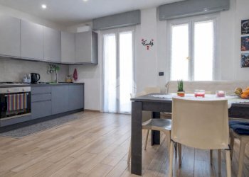 Three-room apartment Via Vecchia Piemonte, Imperia - photo 6