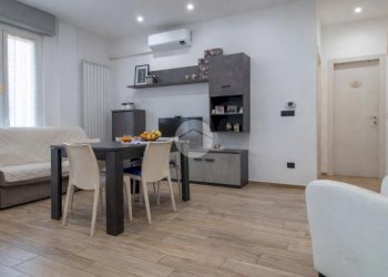 Three-room apartment Via Vecchia Piemonte, Imperia - photo 7