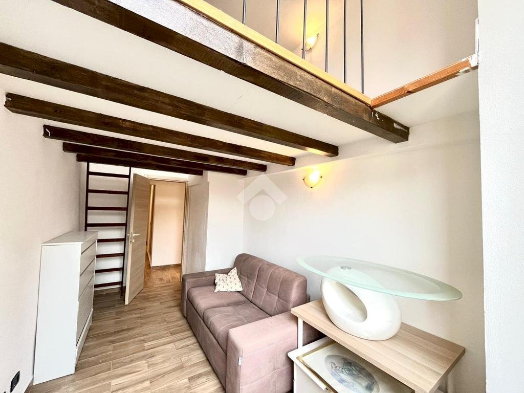 Appartamento Piazza delle Erbe, Genova (zona Centro Storico) - foto 2