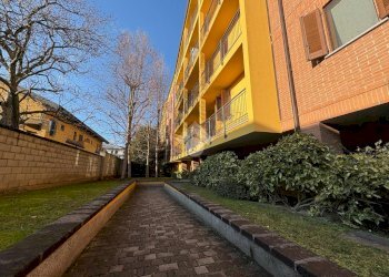 Two-room apartment Via Luigi Pasteur, Legnano - photo 12