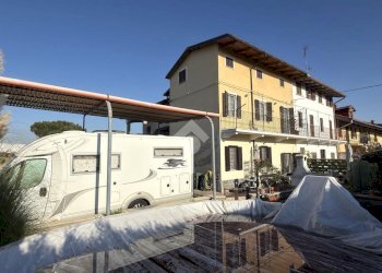 Casa indipendente Via Garibaldi, Lamporo - foto 1