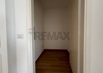 Hall / corridoio - Ufficio via Giacomo Puccini
 
6, Montevarchi - foto 6