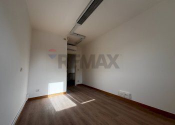 Stanza vuota - Ufficio via Giacomo Puccini
 
6, Montevarchi - foto 8