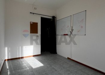 Stanza vuota - Ufficio via Giacomo Puccini
 
6, Montevarchi - foto 11