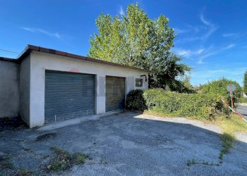 Garage - Casa semi indipendente Belvedere Ostrense - foto 23